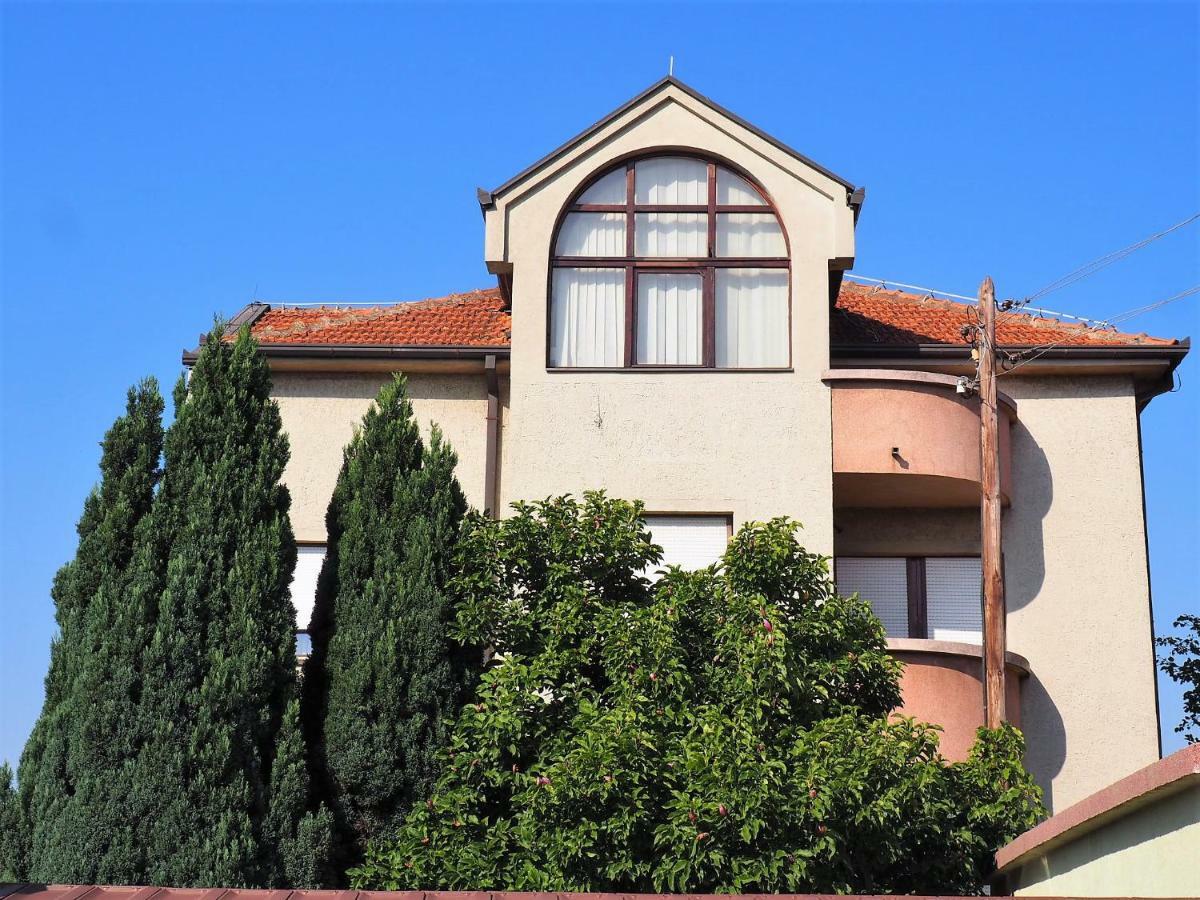 Guest House Stefanovic 弗拉涅 外观 照片