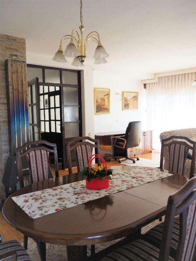 Guest House Stefanovic 弗拉涅 外观 照片